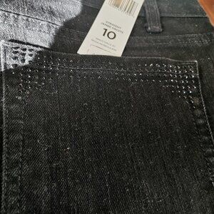 Jones New York Lexington Straight Women’s Jeans Black with Rhinestone Pockets